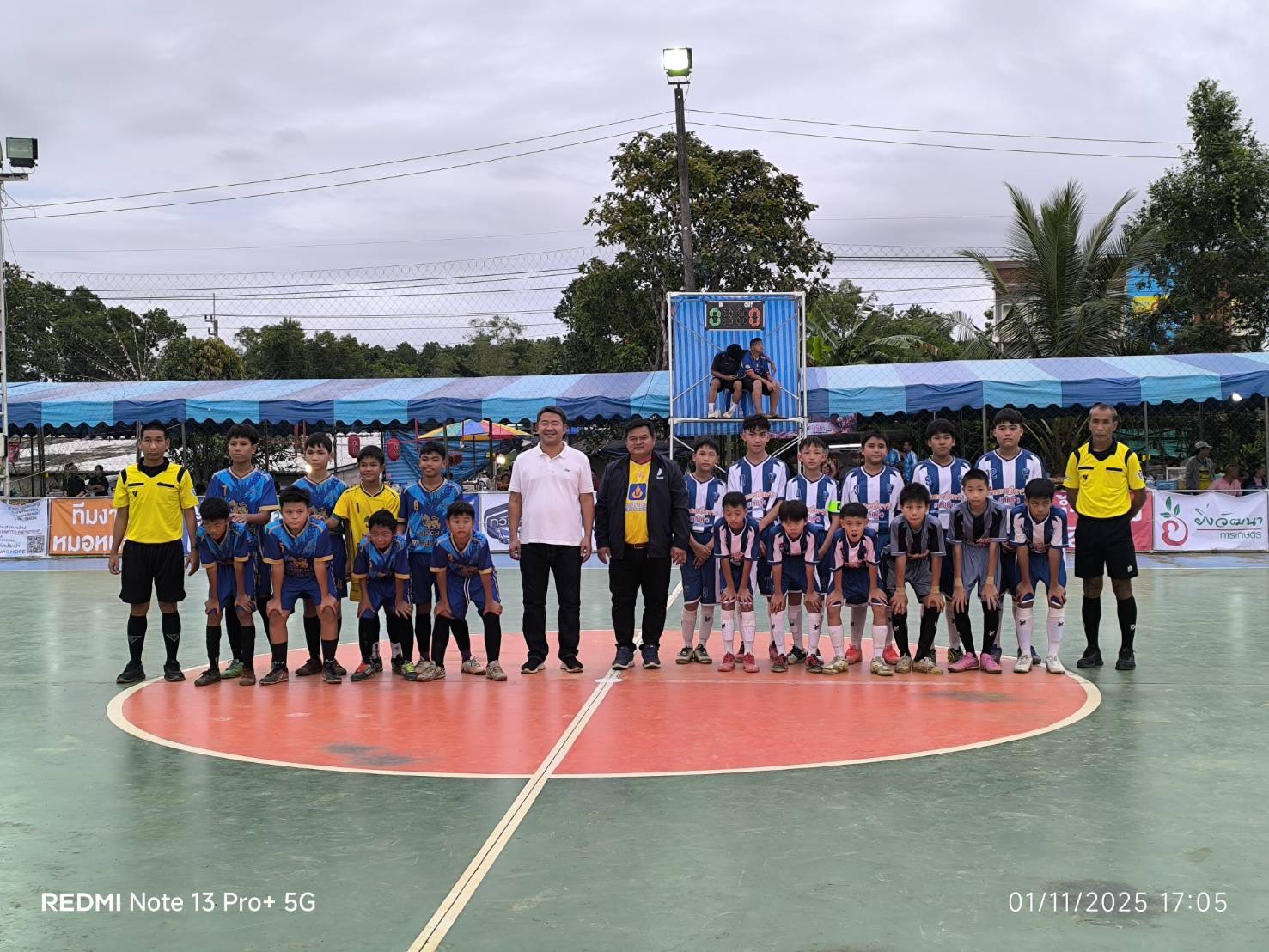 📝พช. เมืองจันทบุรี ร่วมพิธีเปิดเปิดการแข่งขันกีฬาฟุตซอล SALAENG CUP (แสลง คัพ) ต้านภัยยาเสพติด ในโครงการสืบสานงานประเพณีวันลอยกระทงตำบลแสลง ประจำปี พ.ศ. 2568