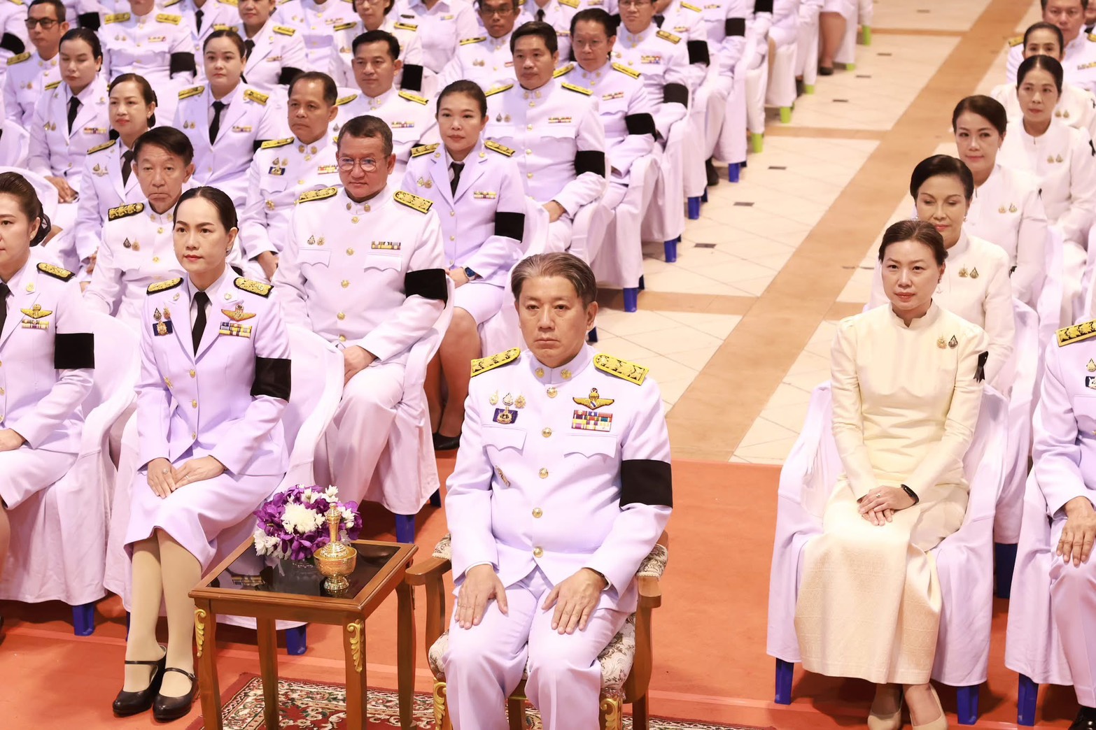 พช.เมืองจันทบุรี ร่วมพิธีทำบุญตักบาตรและเจริญพระพุทธมนต์ เฉลิมพระเกียรติสมเด็จพระนางเจ้าฯ พระบรมราชินี เนื่องในโอกาสเฉลิมพระชนมพรรษา 4 รอบ